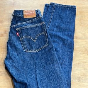 Levi 501 jeans